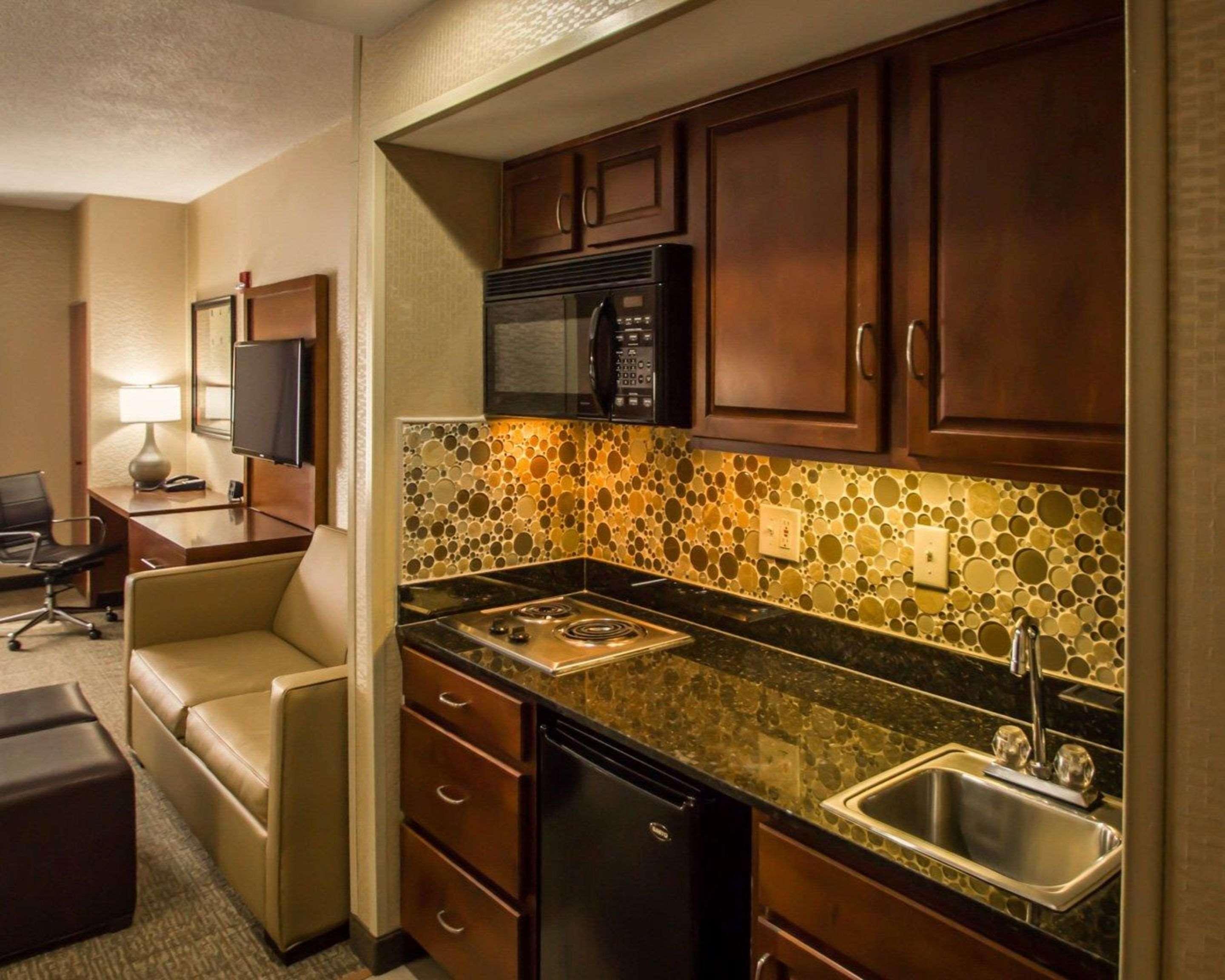 Quality Suites Nyc Gateway North Bergen Ngoại thất bức ảnh