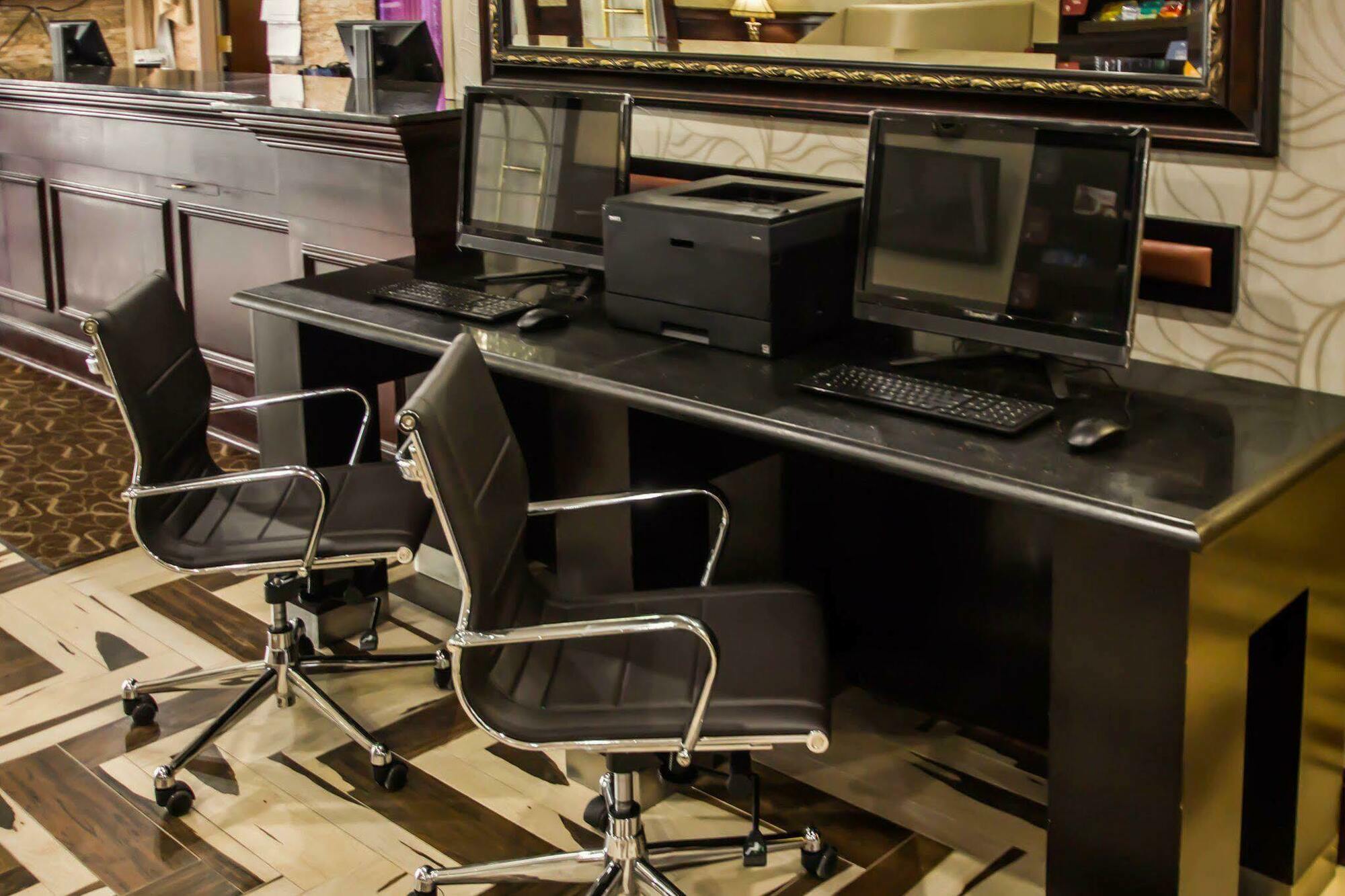 Quality Suites Nyc Gateway North Bergen Ngoại thất bức ảnh